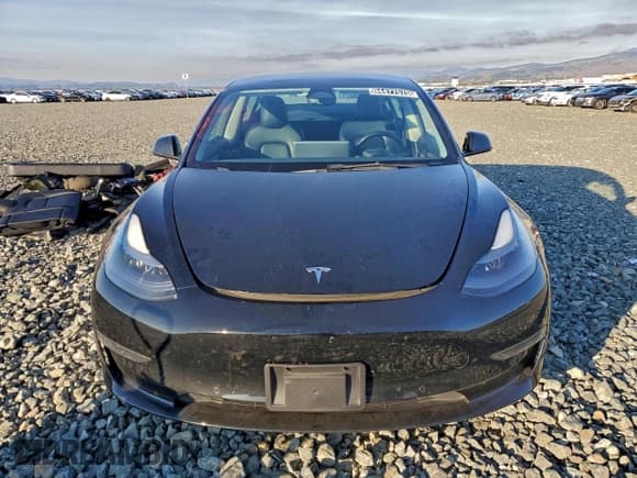 ✅ 2022 Tesla Model 3 • VIN: 5YJ3E1EA8NF368523 • Лот: 94477575. Опубликован ранее на Copart с пробегом 124 931 миль. Бесплатный доступ к архиву аукционных продаж из США и подробный отчёт об истории автомобиля на DreamBid. Изображение 5.