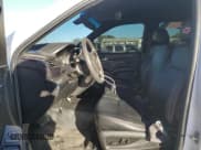 ✅ 2015 Chevrolet Tahoe Commercial • VIN: 1GNLC2EC1FR577358 • Lot: 82400565. Wystawiony na Copart z przebiegiem 177 354 mil. Bezpłatny archiwum sprzedaży aukcyjnych z USA i szczegółowy raport historii pojazdu na DreamBid. Zdjęcie 7.