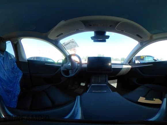 ✅ 2022 Tesla Model Y Performance • VIN: 7SAYGDEF4NF539414 • Lot: 42798058. Listed on IAAI with 34,554 mi. Free auction sales archive from the USA and detailed vehicle history report at DreamBid. Image 21.