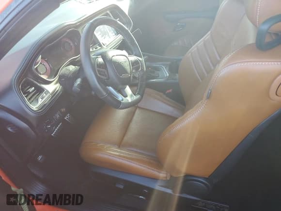 ✅ 2022 Dodge Challenger SRT Hellcat Redeye Widebody • VIN: 2C3CDZL97NH116948 • Lot: 75085104. Wystawiony na Copart z przebiegiem Nie podano. Bezpłatny archiwum sprzedaży aukcyjnych z USA i szczegółowy raport historii pojazdu na DreamBid. Zdjęcie 7.