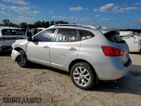 ✅ 2014 Nissan Rogue S • VIN: JN8AS5MT6EW621557 • Lot: 91873075. Listed on Copart with 118,773 mi. Free auction sales archive from the USA and detailed vehicle history report at DreamBid. Image 2.