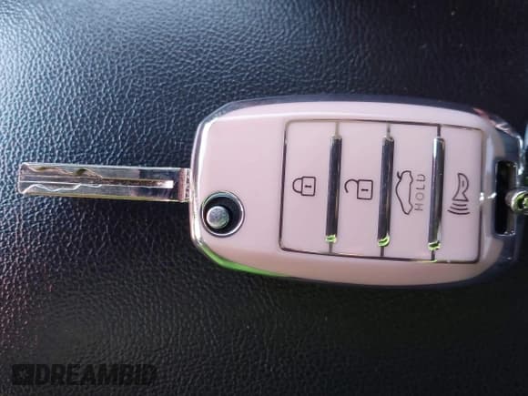 ✅ 2017 Kia Soul + • VIN: KNDJP3A57H7450047 • Lot: 43672235. Wystawiony na IAAI z przebiegiem 73 263 mil. Bezpłatny archiwum sprzedaży aukcyjnych z USA i szczegółowy raport historii pojazdu na DreamBid. Zdjęcie 11.