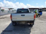 ✅ 2007 Toyota Tacoma • VIN: 5TEUU42NX7Z423295 • Лот: 43127222. Опубликован ранее на IAAI с пробегом 207 413 миль. Бесплатный доступ к архиву аукционных продаж из США и подробный отчёт об истории автомобиля на DreamBid. Изображение 17.