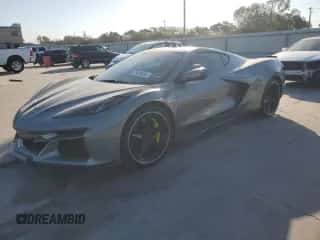 2024 Chevrolet Corvette с VIN 1G1YM2D49R5500005, выставлен на аукционе Copart как лот 73420634 с пробегом 2 052 миль миль и Списание • Salvage title. История ставок и продаж доступна на DreamBid. Изображение 1.
