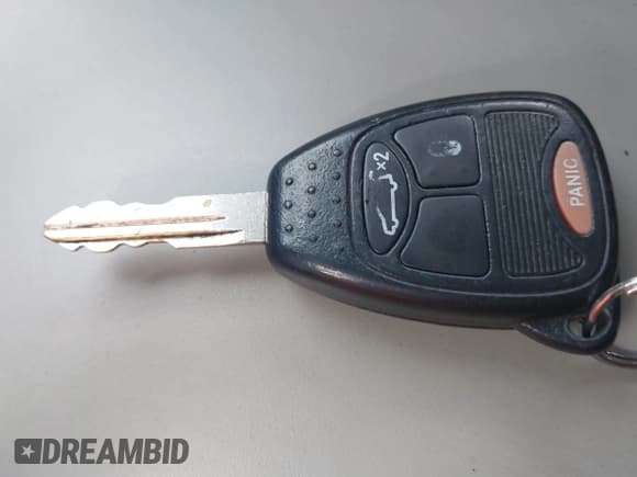 ✅ 2007 Chrysler Pacifica • VIN: 2A8GF48X47R146268 • Lot: 42806463. Listed on IAAI with 209,950 mi. Free auction sales archive from the USA and detailed vehicle history report at DreamBid. Image 11.