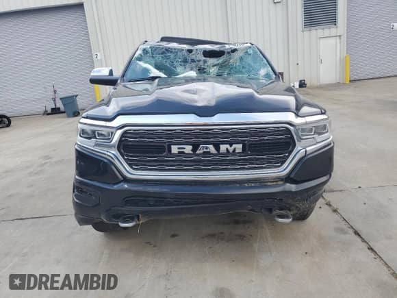 2019 Ram 1500 Limited z VIN 1C6SRFPT1KN553836, wystawiony jako Copart lot #64444235 z przebiegiem 131 978 mil mil oraz Szkoda całkowita • Salvage title. Historia ofert i sprzedaży dostępna na DreamBid. Obrazek 5.
