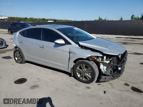 ✅ 2018 Hyundai Elantra Limited • VIN: 5NPD84LF4JH389800 • Lot: 86883395. Listed on Copart with 108,071 mi. Free auction sales archive from the USA and detailed vehicle history report at DreamBid. Image 4.