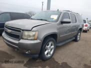 ✅ 2008 Chevrolet Suburban LTZ • VIN: 1GNFC16008J226762 • Лот: 41573727. Опубликован ранее на IAAI с пробегом 208 804 миль. Бесплатный доступ к архиву аукционных продаж из США и подробный отчёт об истории автомобиля на DreamBid. Изображение 2.