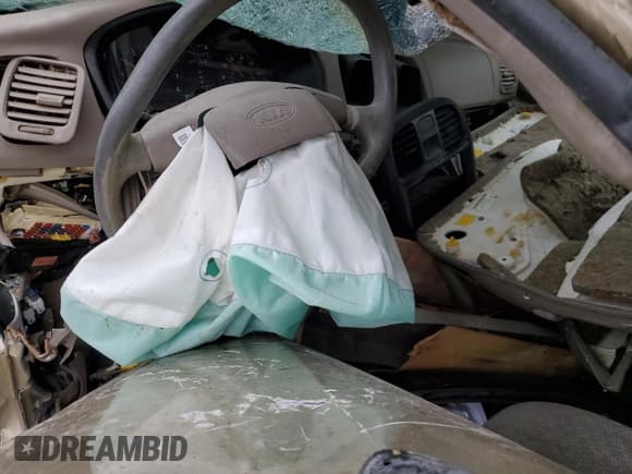 ✅ 2001 Kia Optima • VIN: KNAGD124615079703 • Lot: 53052835. Wystawiony na Copart z przebiegiem Nie podano. Bezpłatny archiwum sprzedaży aukcyjnych z USA i szczegółowy raport historii pojazdu na DreamBid. Zdjęcie 8.