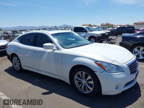 ✅ 2012 Infiniti M • VIN: JN1BY1AP9CM330495 • Lot: 42809823. Listed on IAAI with 143,549 mi. Free auction sales archive from the USA and detailed vehicle history report at DreamBid. Image 1.