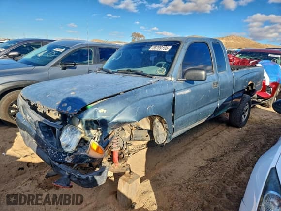 ✅ 1996 Toyota Tacoma • VIN: 4TAWM72N8TZ126408 • Lot: 85209105. Wystawiony na Copart z przebiegiem 190 884 mil. Bezpłatny archiwum sprzedaży aukcyjnych z USA i szczegółowy raport historii pojazdu na DreamBid. Zdjęcie 1.