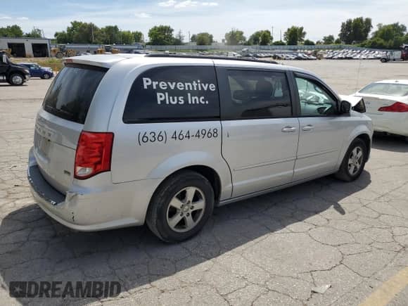 2012 Dodge Grand Caravan SXT z VIN 2C4RDGCG9CR178979, wystawiony jako Copart lot #70486195 z przebiegiem 276 546 mil mil oraz Szkoda całkowita • Salvage title. Historia ofert i sprzedaży dostępna na DreamBid. Obrazek 3.