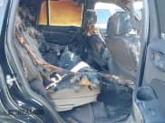 ✅ 2020 Chevrolet Tahoe LT • VIN: 1GNSCBKC4LR172302 • Lot: 41638574. Wystawiony na IAAI z przebiegiem Nie podano. Bezpłatny archiwum sprzedaży aukcyjnych z USA i szczegółowy raport historii pojazdu na DreamBid. Zdjęcie 8.