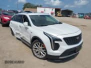 ✅ 2019 Cadillac XT4 AWD Premium Luxury • VIN: 1GYFZDR48KF131619 • Лот: 42202281. Опубликован ранее на IAAI с пробегом 67 048 миль. Бесплатный доступ к архиву аукционных продаж из США и подробный отчёт об истории автомобиля на DreamBid. Изображение 1.