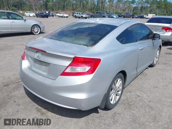 ✅ 2012 Honda Civic EX-L • VIN: 2HGFG3B17CH500932 • Lot: 43302070. Wystawiony na IAAI z przebiegiem 205 175 mil. Bezpłatny archiwum sprzedaży aukcyjnych z USA i szczegółowy raport historii pojazdu na DreamBid. Zdjęcie 4.