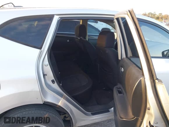 ✅ 2012 Nissan Rogue SV • VIN: JN8AS5MT7CW612945 • Lot: 41234491. Wystawiony na IAAI z przebiegiem 154 265 mil. Bezpłatny archiwum sprzedaży aukcyjnych z USA i szczegółowy raport historii pojazdu na DreamBid. Zdjęcie 8.