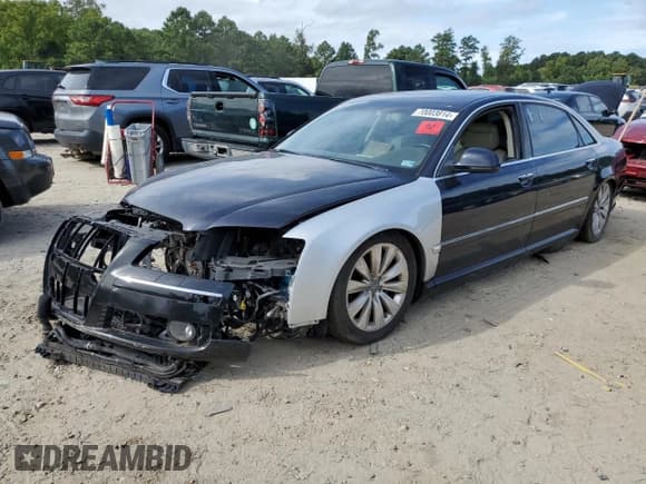 ✅ 2009 Audi A8 4.2L • VIN: WAUMV94E69N001082 • Лот: 70003814. Опубликован ранее на Copart с пробегом 88 490 миль. Бесплатный доступ к архиву аукционных продаж из США и подробный отчёт об истории автомобиля на DreamBid. Изображение 1.