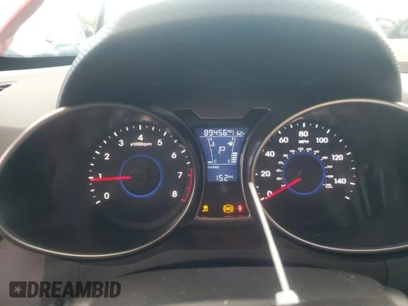 ✅ 2017 Hyundai Veloster • VIN: KMHTC6AD7HU320649 • Lot: 86586264. Wystawiony na Copart z przebiegiem 89 456 mil. Bezpłatny archiwum sprzedaży aukcyjnych z USA i szczegółowy raport historii pojazdu na DreamBid. Zdjęcie 9.