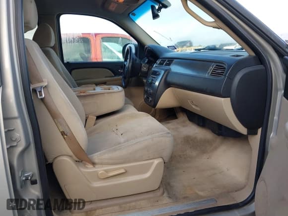 ✅ 2007 Chevrolet Tahoe LS • VIN: 1GNEC130X7R164139 • Lot: 42450827. Listed on IAAI with 232,144 mi. Free auction sales archive from the USA and detailed vehicle history report at DreamBid. Image 5.