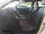 2019 Chevrolet Malibu RS z VIN 1G1ZG5ST3KF208941, wystawiony jako Copart lot #89850635 z przebiegiem 131 230 mil mil oraz Czysty tytuł • Clean title. Historia ofert i sprzedaży dostępna na DreamBid. Obrazek 7.