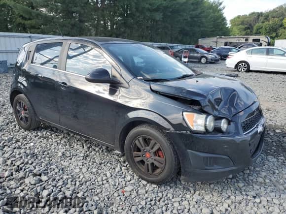 2012 Chevrolet Sonic LT z VIN 1G1JD6SB6C4178155, wystawiony jako Copart lot #68938734 z przebiegiem 176 298 mil mil oraz Szkoda całkowita • Salvage title. Historia ofert i sprzedaży dostępna na DreamBid. Obrazek 4.