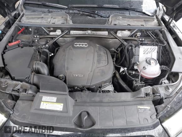 ✅ 2020 Audi Q5 Premium Plus • VIN: WA1BNAFY2L2033999 • Lot: 43717890. Wystawiony na IAAI z przebiegiem 32 960 mil. Bezpłatny archiwum sprzedaży aukcyjnych z USA i szczegółowy raport historii pojazdu na DreamBid. Zdjęcie 10.