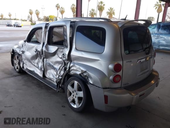 ✅ 2006 Chevrolet HHR LT • VIN: 3GNDA23P96S583485 • Lot: 41893895. Listed on IAAI with 286,681 mi. Free auction sales archive from the USA and detailed vehicle history report at DreamBid. Image 3.