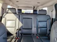 ✅ 2019 Chevrolet Suburban LT • VIN: 1GNSKHKC4KR377705 • Лот: 92620225. Опубликован ранее на Copart с пробегом 145 682 миль. Бесплатный доступ к архиву аукционных продаж из США и подробный отчёт об истории автомобиля на DreamBid. Изображение 10.