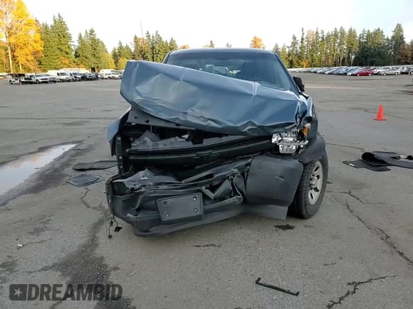 ✅ 2011 Chevrolet Silverado 1500 Work Truck • VIN: 1GCRCPEX7BZ238200 • Lot: 92352665. Wystawiony na Copart z przebiegiem 234 485 mil. Bezpłatny archiwum sprzedaży aukcyjnych z USA i szczegółowy raport historii pojazdu na DreamBid. Zdjęcie 13.