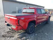 ✅ 2025 Toyota Tacoma SR • VIN: 3TYLB5JN5ST079006 • Лот: 42586963. Опубликован ранее на IAAI с пробегом 1 824 миль. Бесплатный доступ к архиву аукционных продаж из США и подробный отчёт об истории автомобиля на DreamBid. Изображение 4.