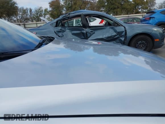 ✅ 2013 Volkswagen Passat SE • VIN: 1VWBP7A39DC034221 • Lot: 43707852. Listed on IAAI with 159,151 mi. Free auction sales archive from the USA and detailed vehicle history report at DreamBid. Image 17.