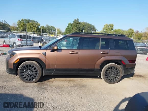✅ 2024 Hyundai Santa Fe Calligraphy • VIN: 5NMP5DGL7RH046316 • Lot: 43467707. Listed on IAAI with 16,112 mi. Free auction sales archive from the USA and detailed vehicle history report at DreamBid. Image 15.