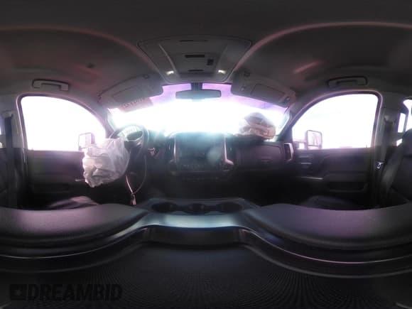 ✅ 2018 Chevrolet Silverado 2500HD LT • VIN: 1GC1KVEY9JF131162 • Lot: 41811327. Wystawiony na IAAI z przebiegiem 120 622 mil. Bezpłatny archiwum sprzedaży aukcyjnych z USA i szczegółowy raport historii pojazdu na DreamBid. Zdjęcie 18.