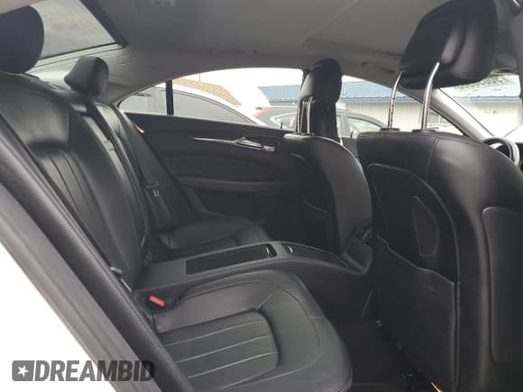 ✅ 2016 Mercedes-Benz CLS 400 • VIN: WDDLJ6HB8GA163301 • Lot: 90090965. Listed on Copart with 90,646 mi. Free auction sales archive from the USA and detailed vehicle history report at DreamBid. Image 10.