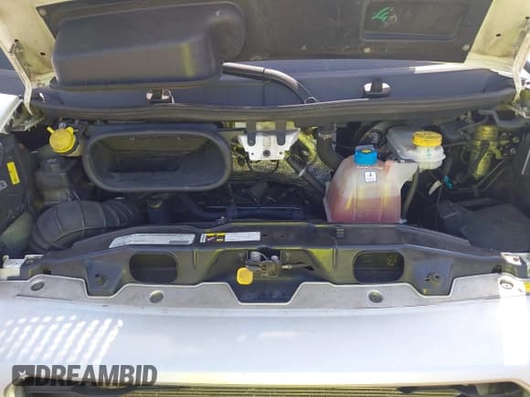 ✅ 2020 Ram ProMaster Cargo • VIN: 3C6URVJG9LE114730 • Lot: 42562769. Listed on IAAI with 343,727 mi. Free auction sales archive from the USA and detailed vehicle history report at DreamBid. Image 10.