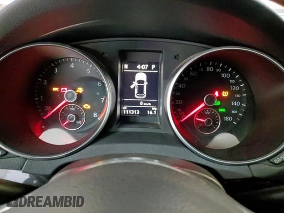 ✅ 2013 Volkswagen Golf GTI • VIN: WVWHV7AJ4DW082094 • Lot: 62603285. Listed on Copart with 111,313 mi. Free auction sales archive from the USA and detailed vehicle history report at DreamBid. Image 9.