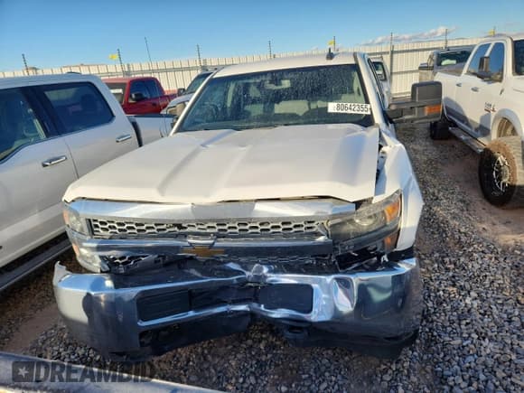 ✅ 2019 Chevrolet Silverado 2500HD Work Truck • VIN: 2GC2KREG4K1140380 • Лот: 80642355. Опубликован ранее на Copart с пробегом Не указан. Бесплатный доступ к архиву аукционных продаж из США и подробный отчёт об истории автомобиля на DreamBid. Изображение 5.