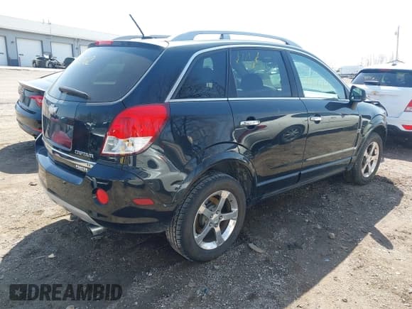 ✅ 2012 Chevrolet Captiva Sport LT • VIN: 3GNAL3E5XCS651268 • Lot: 41936062. Wystawiony na IAAI z przebiegiem 56 000 mil. Bezpłatny archiwum sprzedaży aukcyjnych z USA i szczegółowy raport historii pojazdu na DreamBid. Zdjęcie 4.