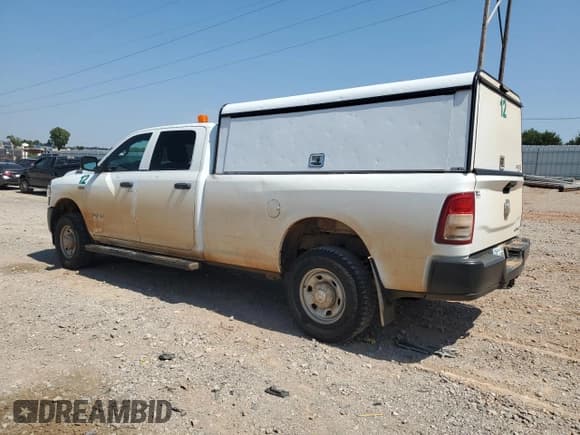 ✅ 2021 Ram 2500 Tradesman • VIN: 3C6UR5HJ8MG677288 • Лот: 71406185. Опубликован ранее на Copart с пробегом 40 695 миль. Бесплатный доступ к архиву аукционных продаж из США и подробный отчёт об истории автомобиля на DreamBid. Изображение 2.