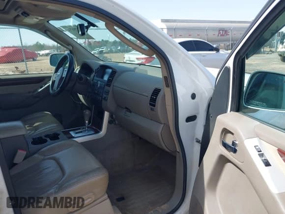✅ 2010 Nissan Pathfinder SE • VIN: 5N1AR1NN9AC607501 • Lot: 41751274. Listed on IAAI with 129,866 mi. Free auction sales archive from the USA and detailed vehicle history report at DreamBid. Image 5.