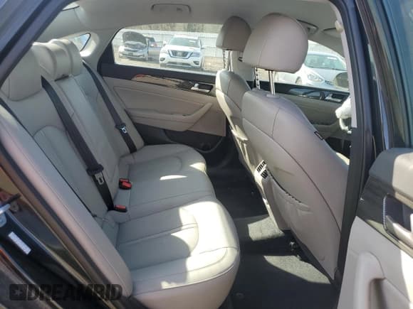 ✅ 2019 Hyundai Sonata Limited • VIN: KMHE54L27KA091286 • Лот: 49545924. Опубликован ранее на Copart с пробегом Не указан. Бесплатный доступ к архиву аукционных продаж из США и подробный отчёт об истории автомобиля на DreamBid. Изображение 10.