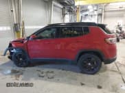 ✅ 2019 Jeep Compass Latitude • VIN: 3C4NJCBBXKT692311 • Lot: 41301089. Listed on IAAI with 54,186 mi. Free auction sales archive from the USA and detailed vehicle history report at DreamBid. Image 14.