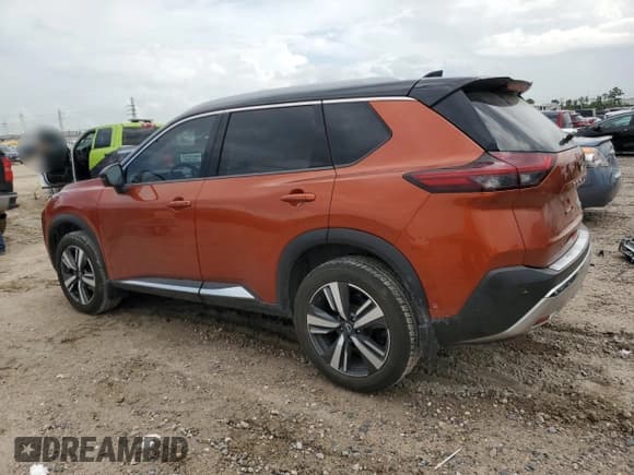 ✅ 2022 Nissan Rogue Platinum • VIN: JN8BT3DC1NW117231 • Lot: 49892985. Wystawiony na Copart z przebiegiem 70 185 mil. Bezpłatny archiwum sprzedaży aukcyjnych z USA i szczegółowy raport historii pojazdu na DreamBid. Zdjęcie 2.