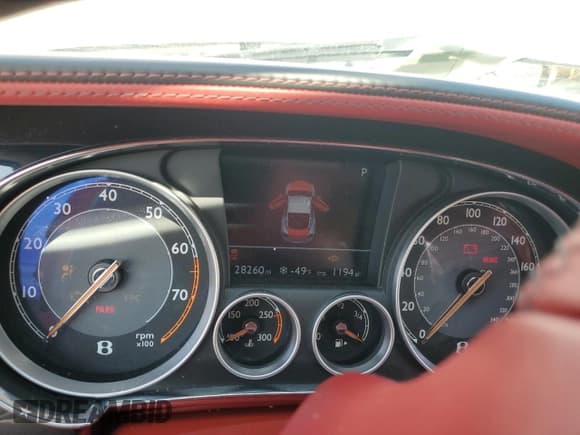 ✅ 2015 Bentley Continental GT • VIN: SCBFH7ZA8FC045608 • Lot: 49875985. Listed on Copart with 28,260 mi. Free auction sales archive from the USA and detailed vehicle history report at DreamBid. Image 9.