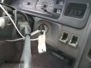 ✅ 1996 Toyota T100 SR5 • VIN: JT4TN14D7T0017707 • Лот: 75676624. Опубликован ранее на Copart с пробегом 246 564 миль. Бесплатный доступ к архиву аукционных продаж из США и подробный отчёт об истории автомобиля на DreamBid. Изображение 12.