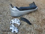 ✅ 2019 Nissan Versa SV • VIN: 3N1CN7AP8KL851541 • Lot: 87300915. Wystawiony na Copart z przebiegiem 101 330 mil. Bezpłatny archiwum sprzedaży aukcyjnych z USA i szczegółowy raport historii pojazdu na DreamBid. Zdjęcie 12.