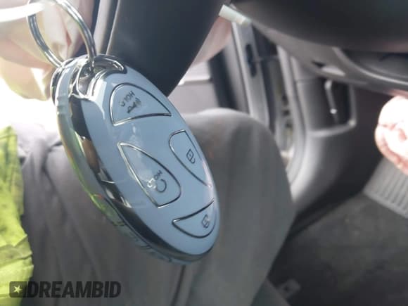 ✅ 2025 Hyundai Santa Fe Calligraphy • VIN: 5NMP5DG18SH045812 • Lot: 42595319. Listed on IAAI with 1,830 mi. Free auction sales archive from the USA and detailed vehicle history report at DreamBid. Image 11.