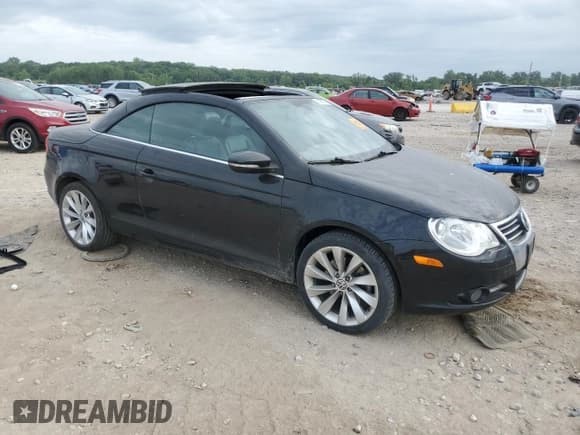 ✅ 2011 Volkswagen Eos Lux • VIN: WVWFA7AH4BV002201 • Lot: 61456275. Listed on Copart with 97,945 mi. Free auction sales archive from the USA and detailed vehicle history report at DreamBid. Image 4.