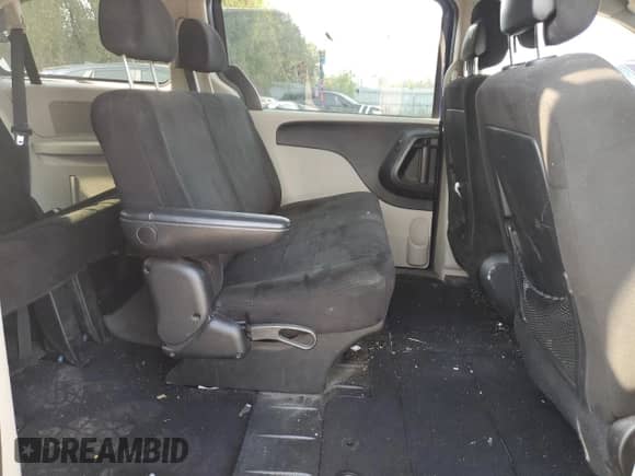 2015 Dodge Grand Caravan American Value с VIN 2C4RDGBG2FR666872, выставлен на аукционе Copart как лот 80517865 с пробегом 288 750 миль миль и Чистый • Clean title. История ставок и продаж доступна на DreamBid. Изображение 11.
