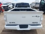 ✅ 2001 Dodge Dakota SLT • VIN: 1B7GL26Z61S288118 • Lot: 42587020. Wystawiony na IAAI z przebiegiem 108 006 mil. Bezpłatny archiwum sprzedaży aukcyjnych z USA i szczegółowy raport historii pojazdu na DreamBid. Zdjęcie 16.